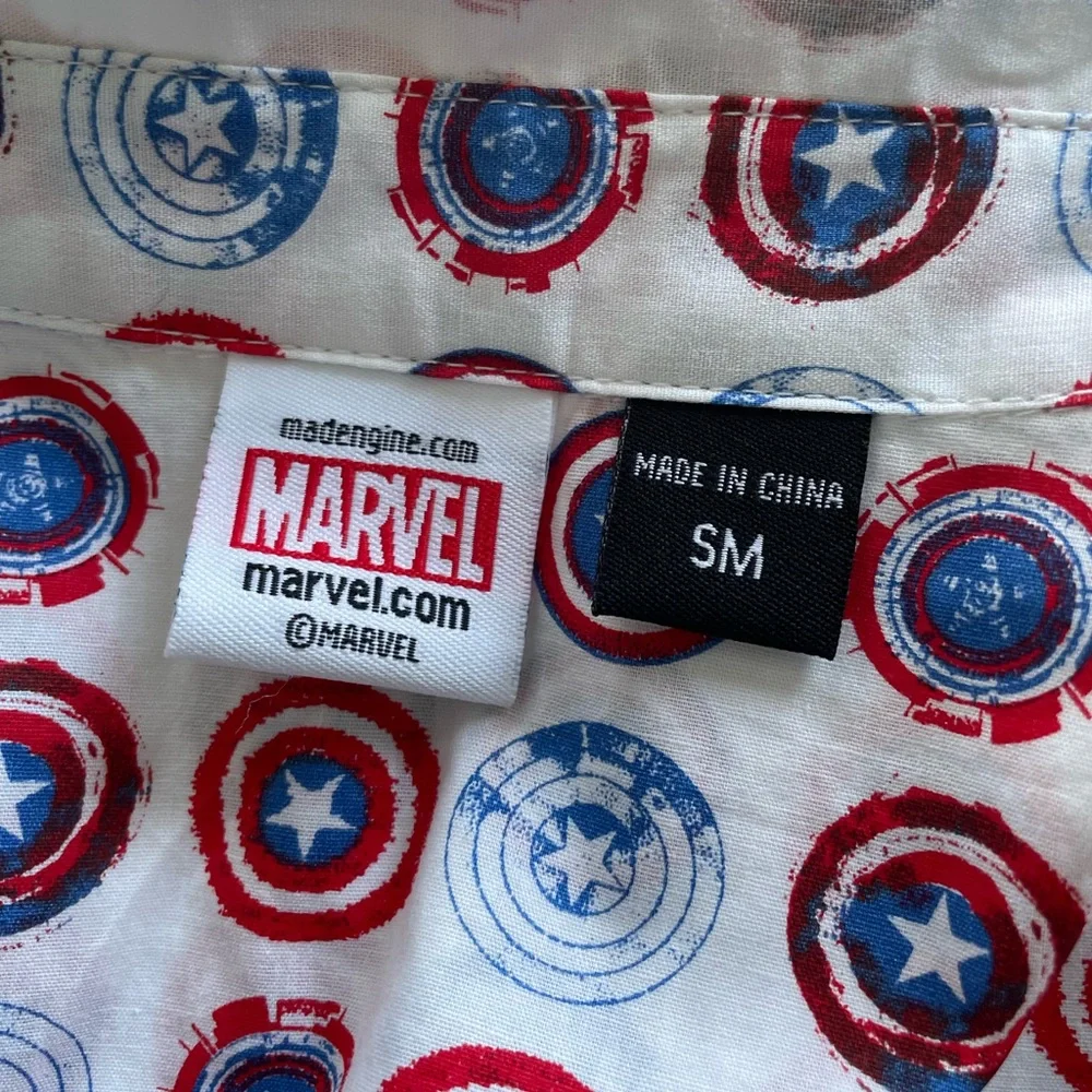 NEW Captain America Button Down Shirt - Picture 7 of 8